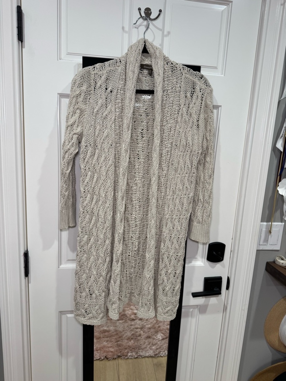 Tommy Bahama sweater size small